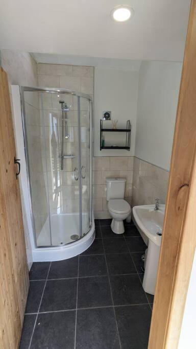 Rhyd Y Geifr, Cosy Barn Conversion In Maerdy コーウェン エクステリア 写真